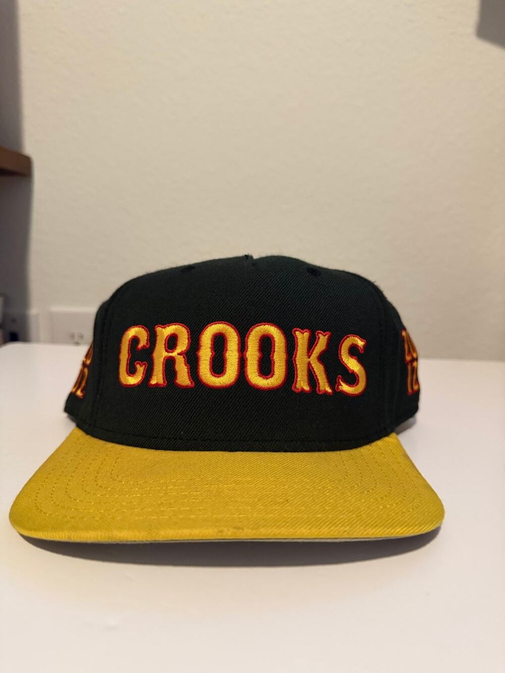 Crooks & Castles Hat Snap Back Cap One Size Black Yellow 2002 2012 Adjustable